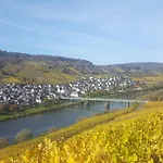 Casa Moselle-royal Koeniglich Urlauben Im Moseltal * Reil