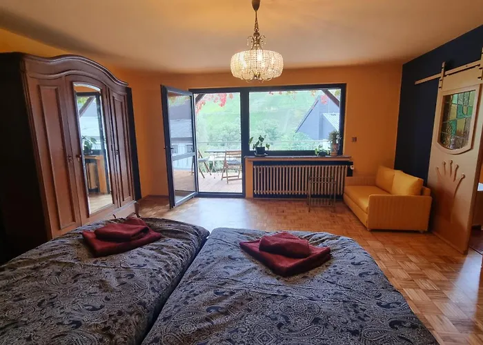 Casa Moselle-Royal Koeniglich Urlauben Im Moseltal Lägenhet Reil